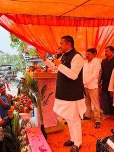 चिल्हिया चौराहे का होगा सौंदर्यीकरण, विधायक विनय वर्मा ने किया भूमिपूजन