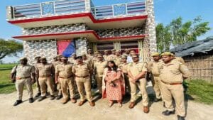 लखीमपुर खीरी में अंतरराष्ट्रीय ड्रग तस्कर विक्की नेपाली पर बड़ी कार्रवाई, 40 लाख का मकान कुर्क