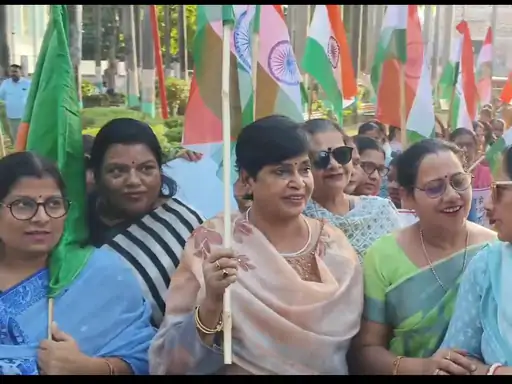 नारी शक्ति वंदन यात्रा से गूंजा लखीमपुर खीरी: महिलाओं ने दिखाया बढ़ता राजनीतिक आत्मविश्वास