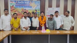 गरीब कल्याण संस्था के संस्थापक रामगोपाल यादव का जन्मदिन सम्मान समारोह के रूप में मनाया गया